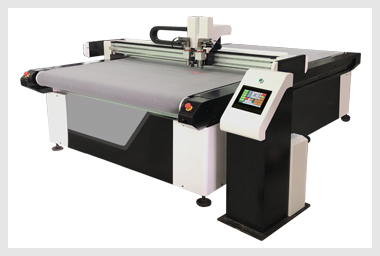 Sound absorption and thermal insulation cutting machine